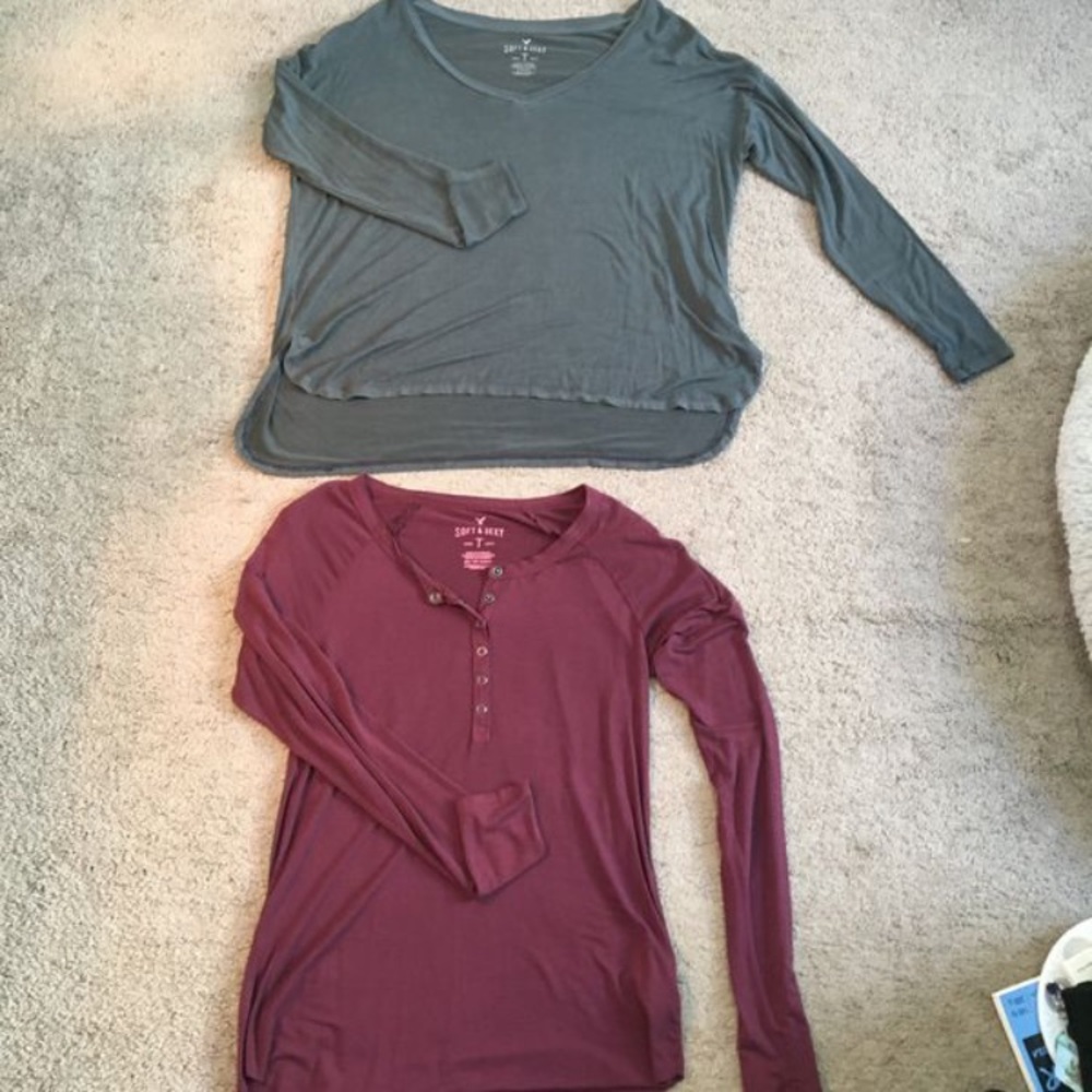 Women’s lightly used American eagle long sleeve
